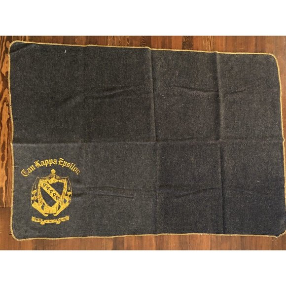 Vintage 1950s Tau Kappa Epsilon Grey And Yellow Wool Stadium Blanket - Picture 2 of 3